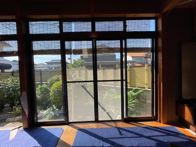 内窓
